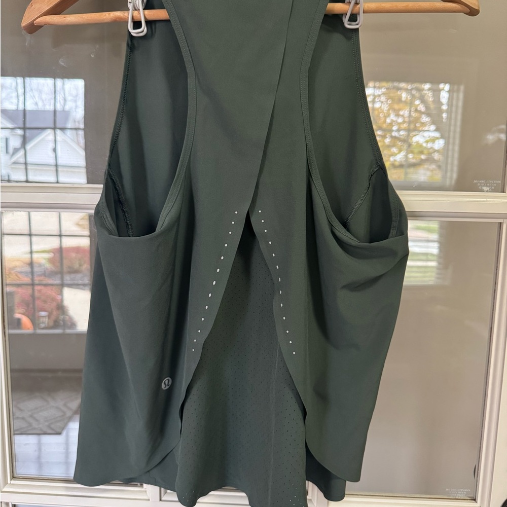 Lululemon swift ventilated racerback running tank top bundle,estimated size 8-10 - Picture 3 of 7